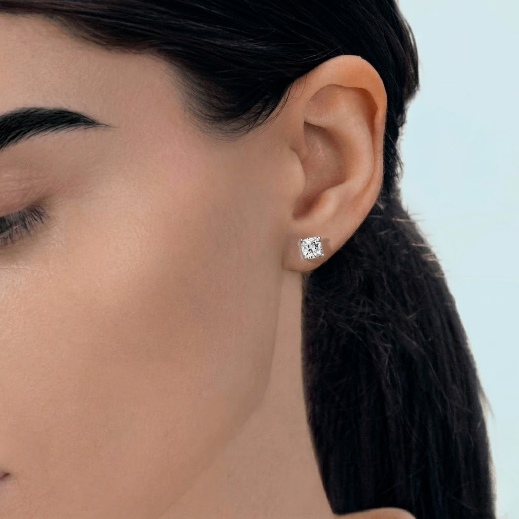 Pendientes de Diamantes Lab Grown Cushion Radiant en Oro Blanco 18K 2CT Total