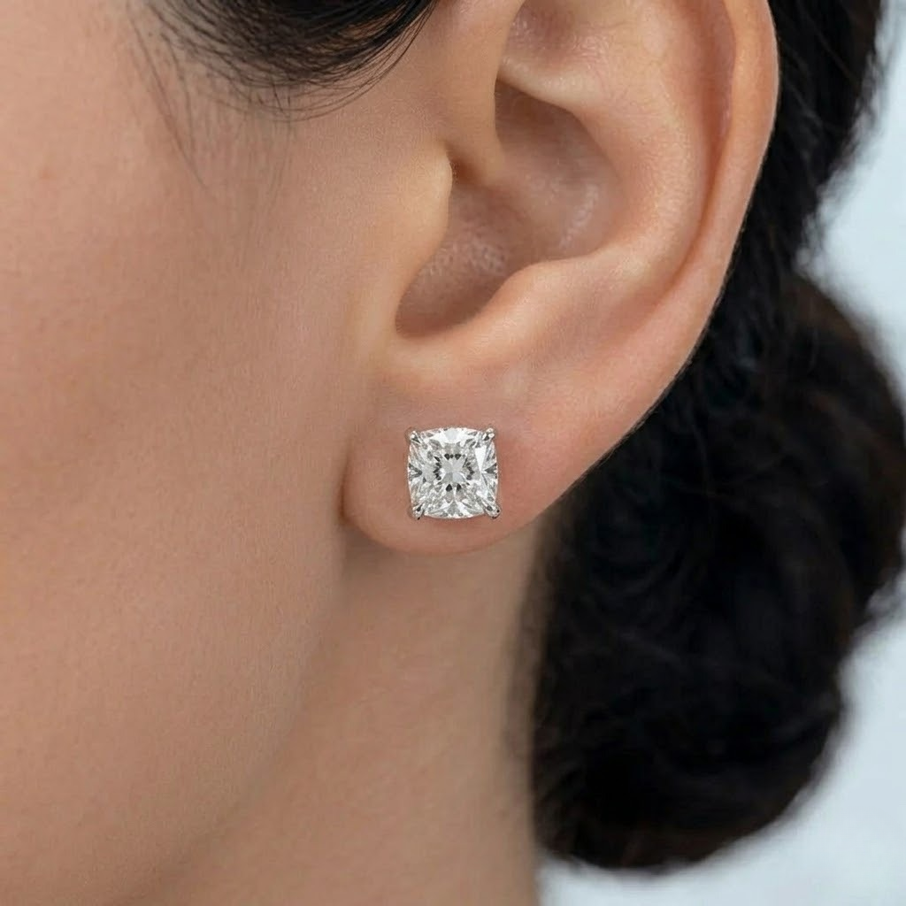 Pendientes de Diamantes Lab Grown Cushion Radiant en Oro Blanco 18K 2CT Total
