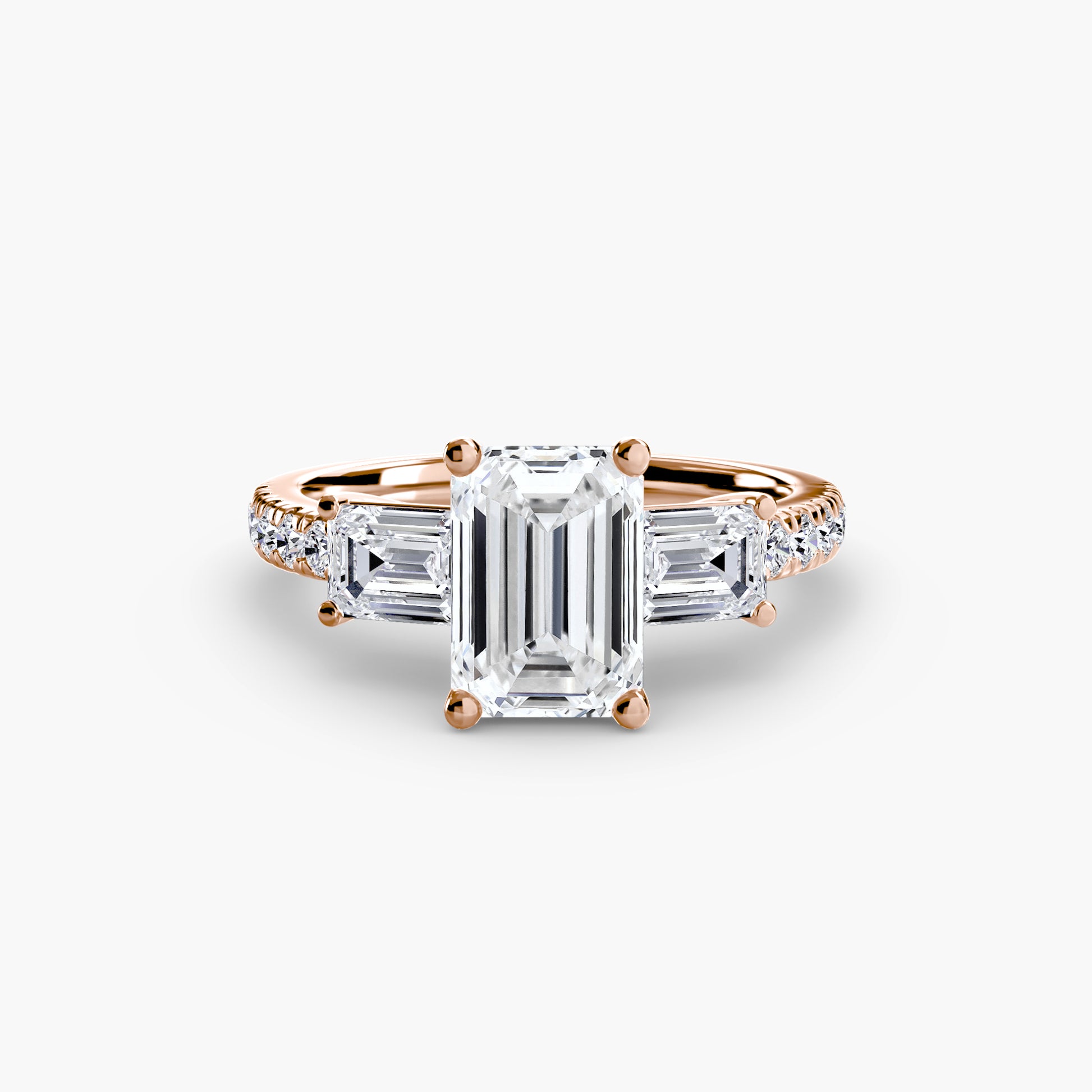 Tres Piedras Esmeralda con Pavé