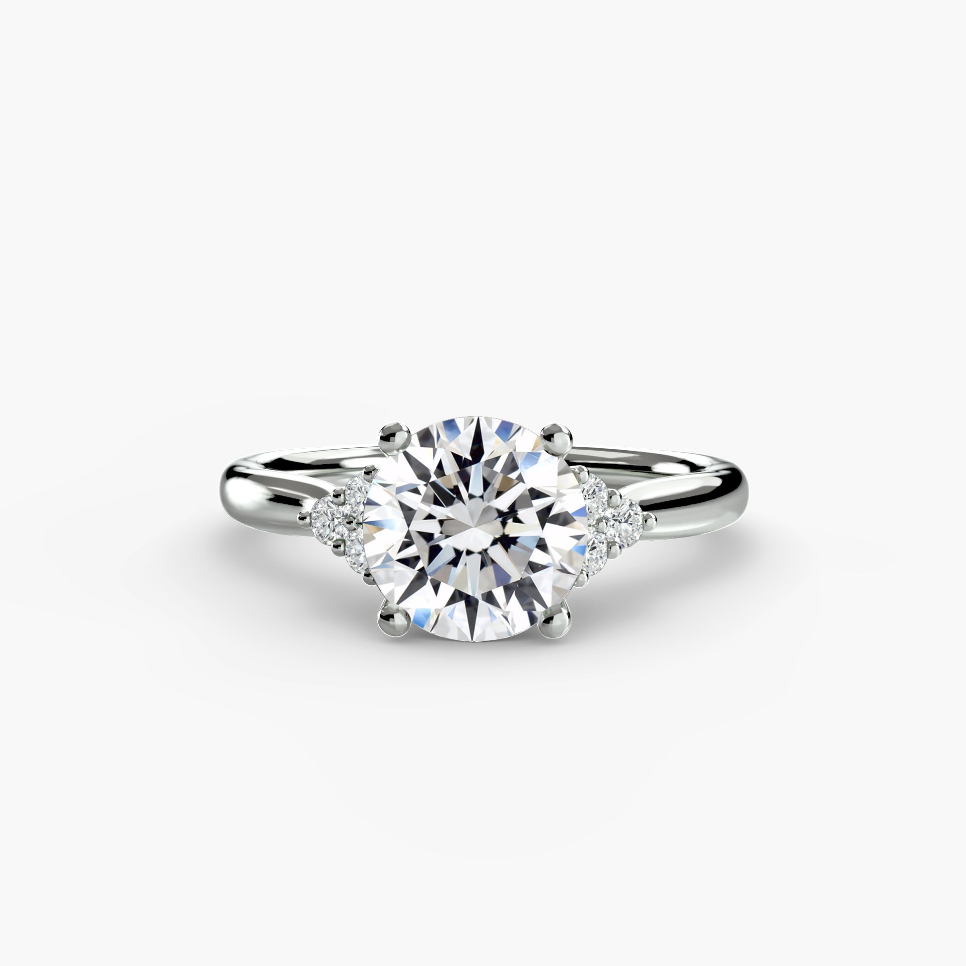 Solitario con Hombros en Racimo