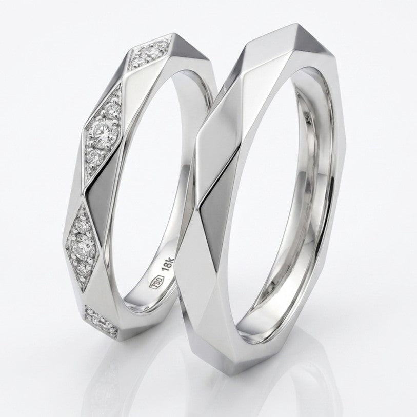 alianzas de boda facetadas en oro blanco 18k de 33FACETS