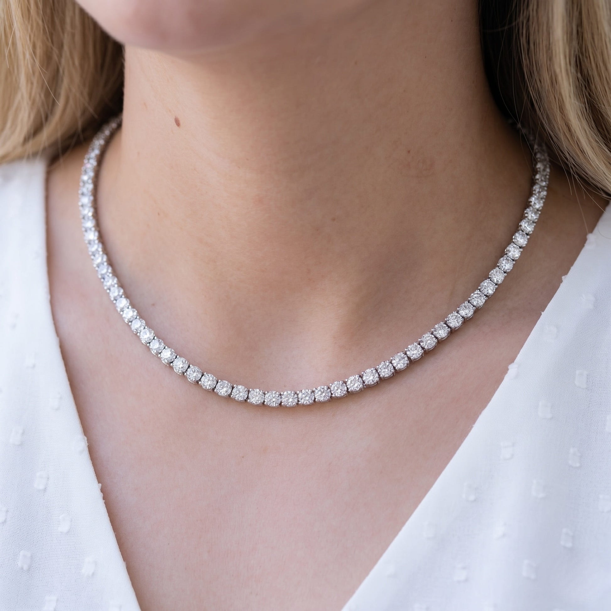 Collar Rivière de Diamantes 4 mm en Oro Blanco 18K